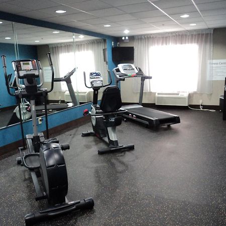 Holiday Inn Express & Suites Roanoke Rapids By Ihg Exteriör bild