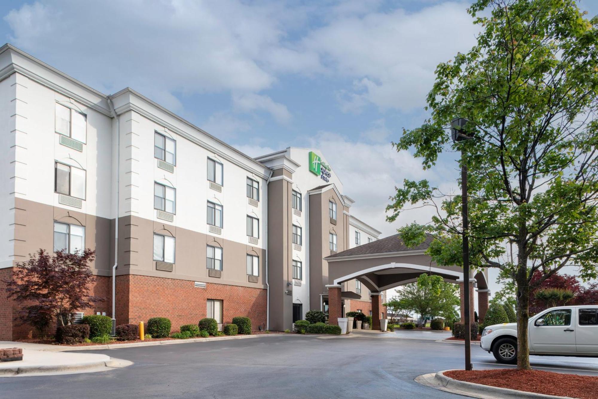 Holiday Inn Express & Suites Roanoke Rapids By Ihg Exteriör bild