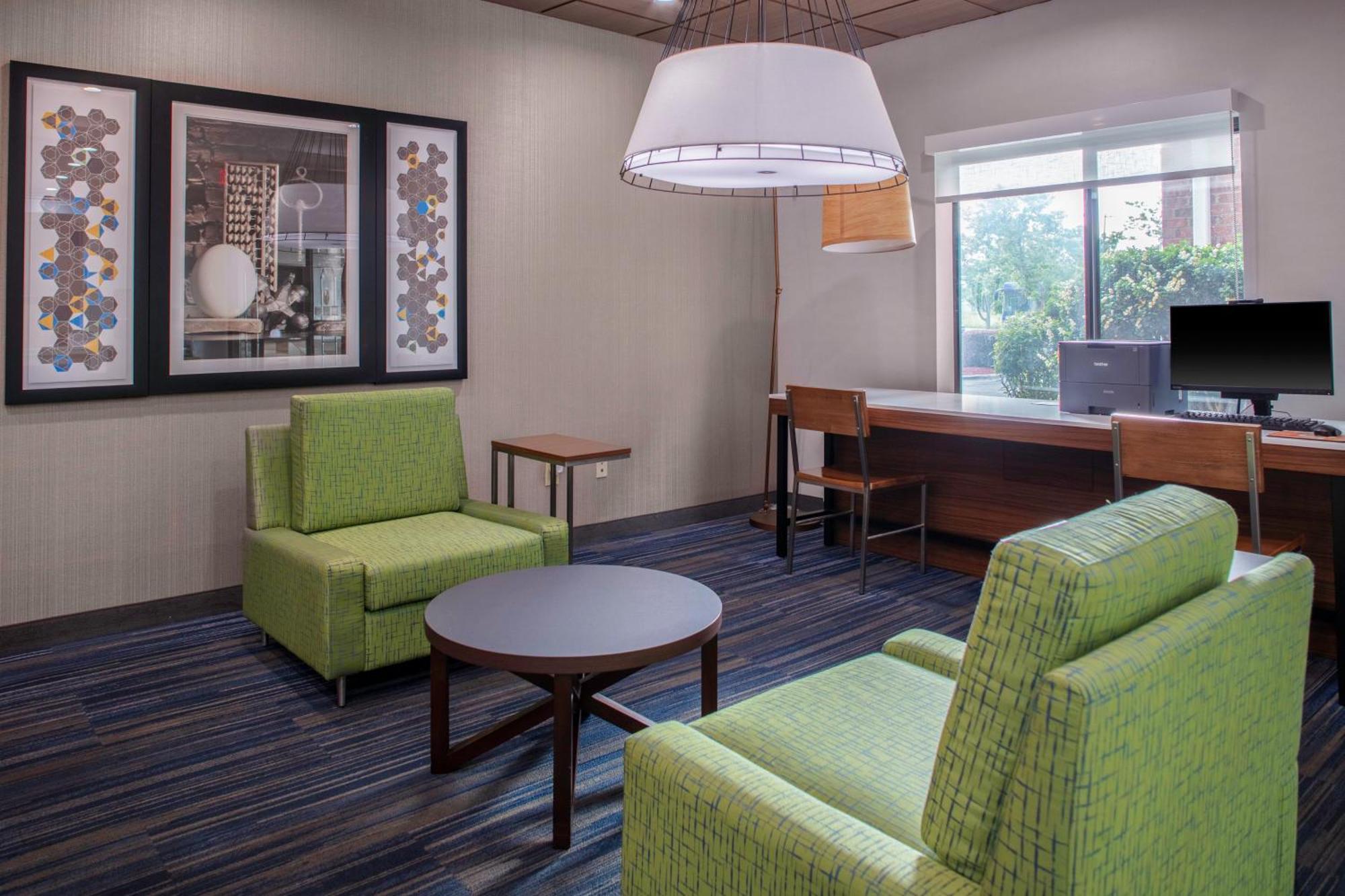 Holiday Inn Express & Suites Roanoke Rapids By Ihg Exteriör bild