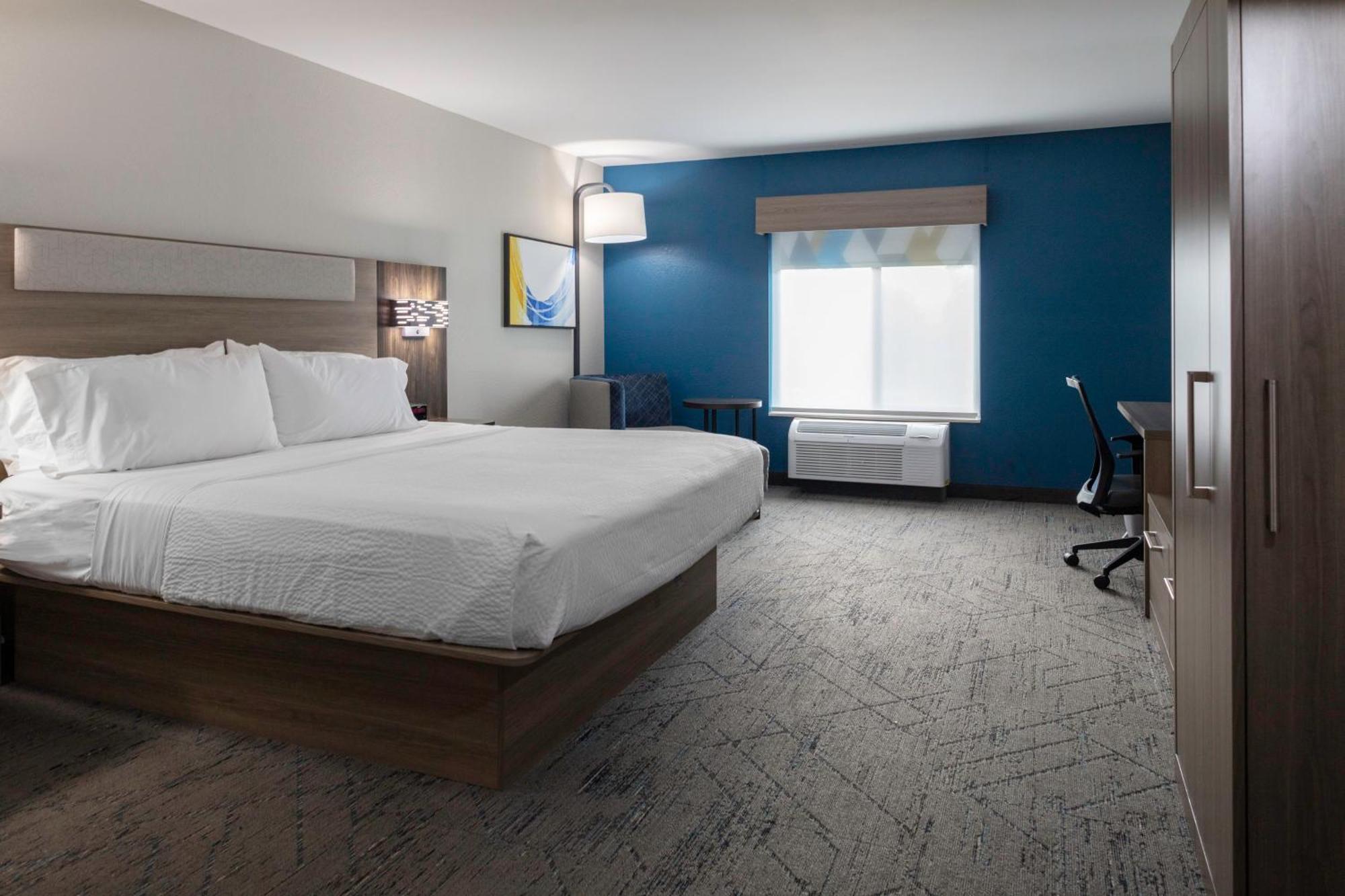 Holiday Inn Express & Suites Roanoke Rapids By Ihg Exteriör bild