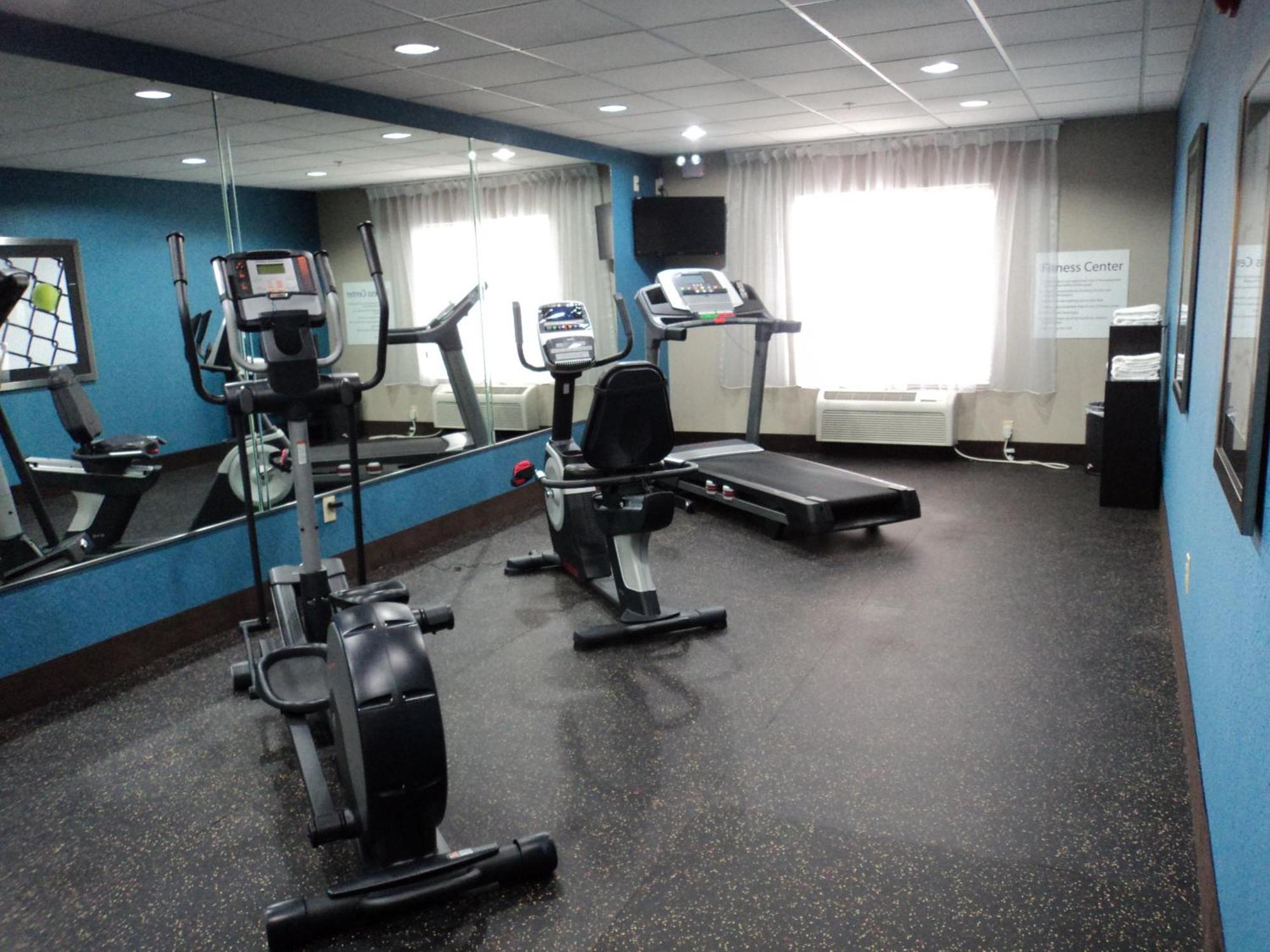 Holiday Inn Express & Suites Roanoke Rapids By Ihg Exteriör bild