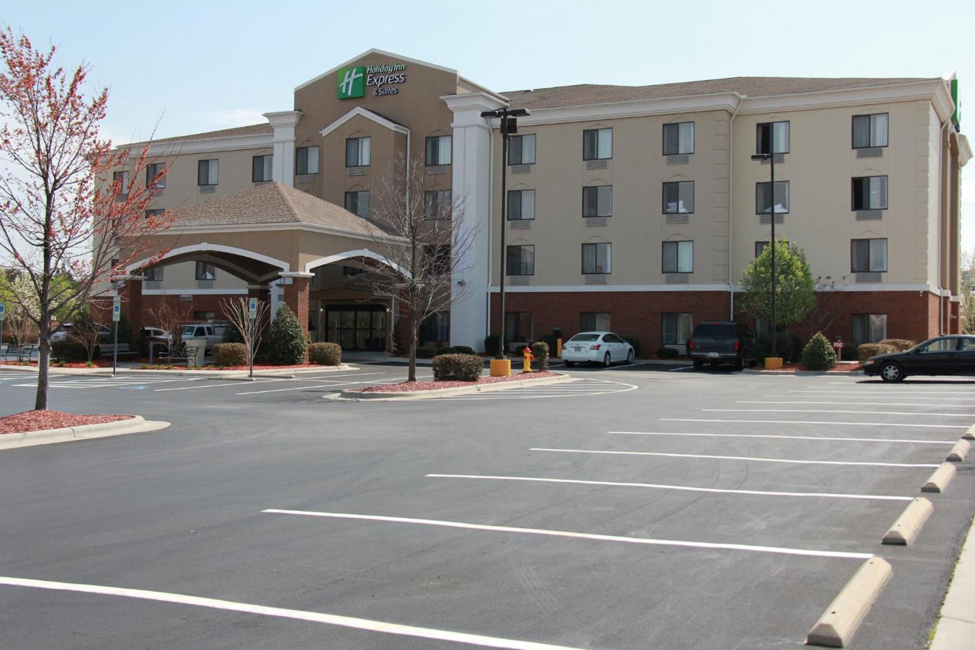 Holiday Inn Express & Suites Roanoke Rapids By Ihg Exteriör bild